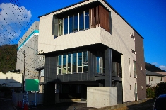 南原邸外観.jpg